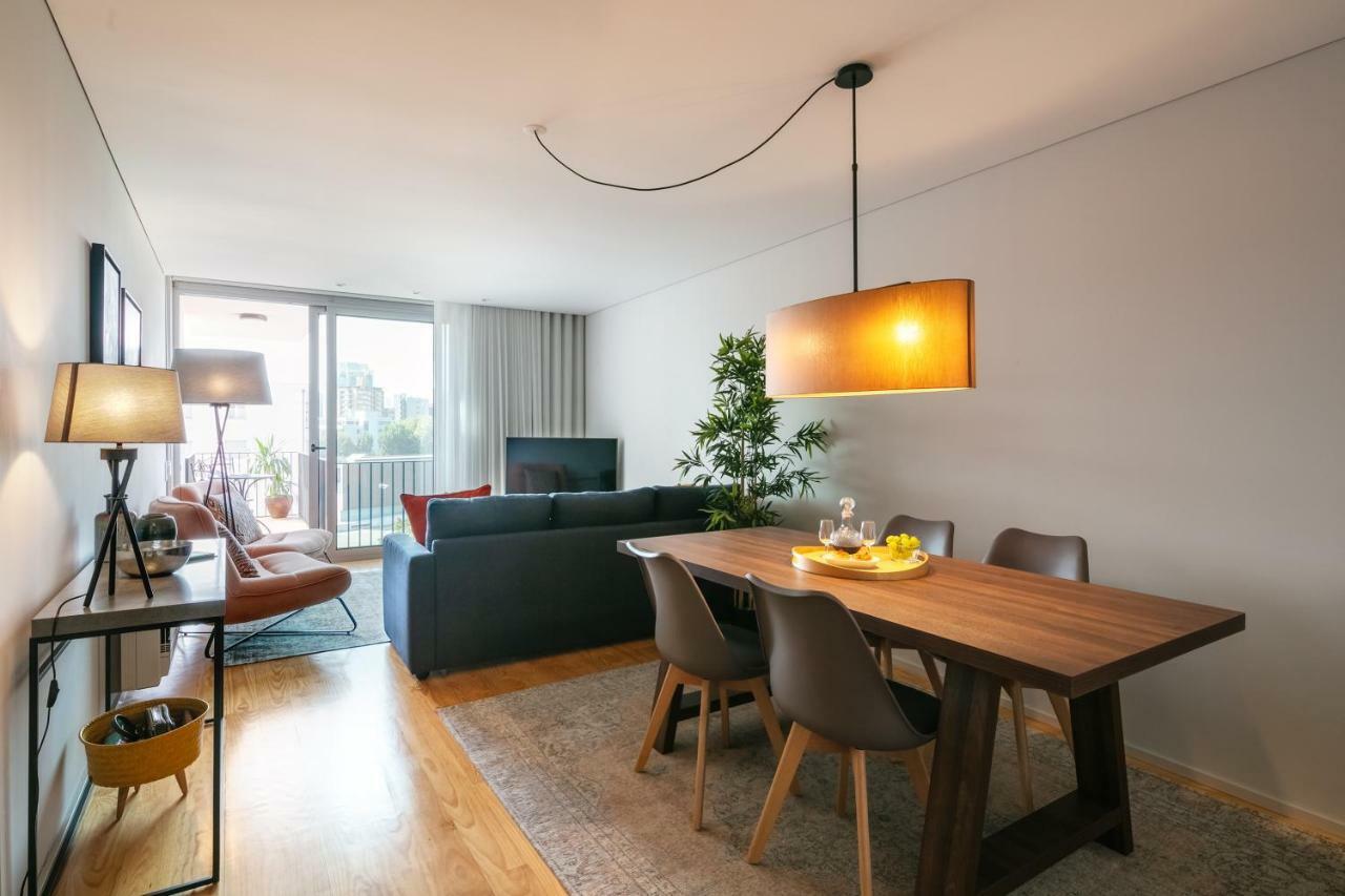 Insight Cedofeita- Balcony & Parking * Oporto