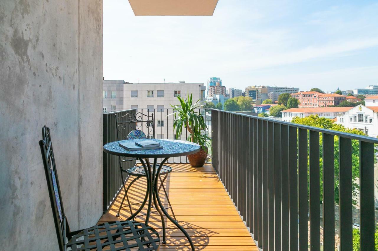 Insight Cedofeita- Balcony & Parking Oporto